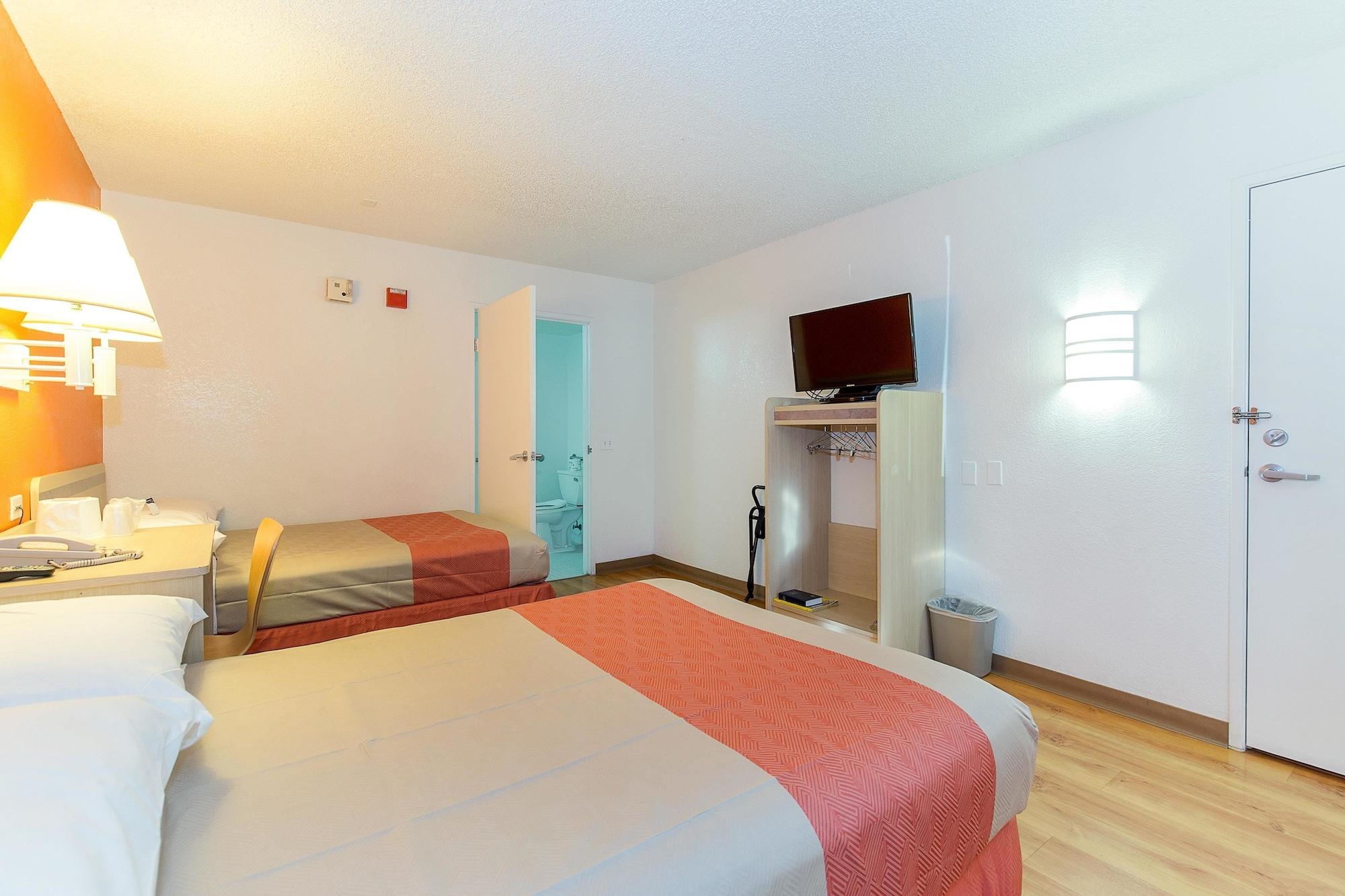 Motel 6 Hayward, Ca- Silicon Valley Gateway Zewnętrze zdjęcie