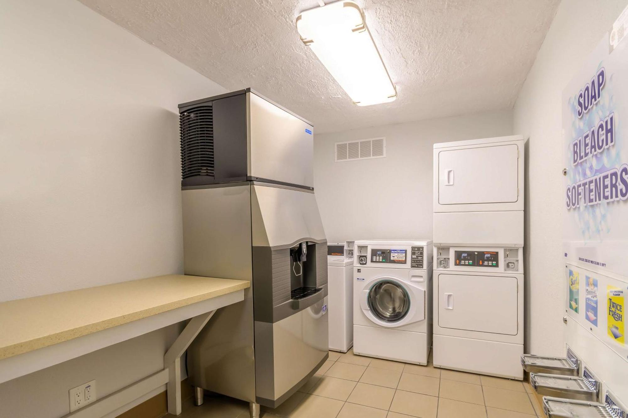Motel 6 Hayward, Ca- Silicon Valley Gateway Zewnętrze zdjęcie