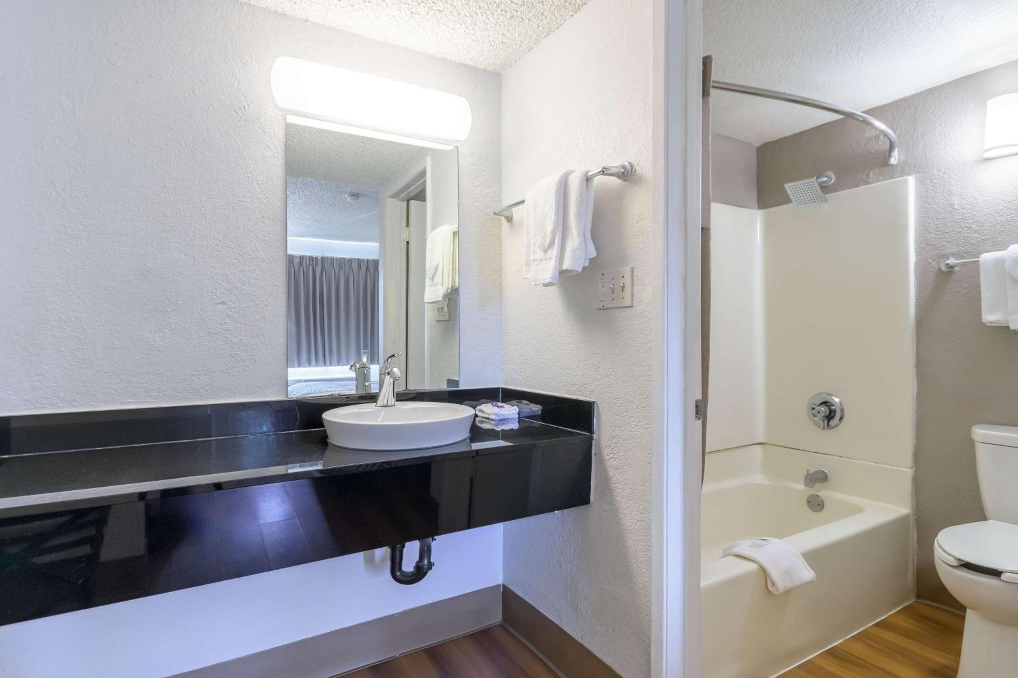 Motel 6 Hayward, Ca- Silicon Valley Gateway Zewnętrze zdjęcie