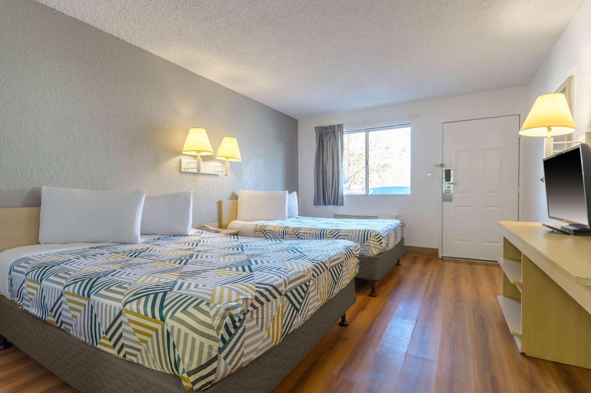 Motel 6 Hayward, Ca- Silicon Valley Gateway Zewnętrze zdjęcie