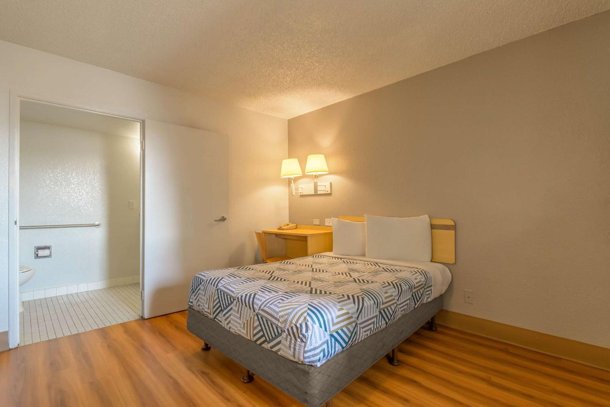 Motel 6 Hayward, Ca- Silicon Valley Gateway Zewnętrze zdjęcie